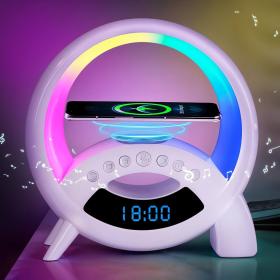 مكبر صوت بلوتوث Q18 متعدد الوظائف بإضاءة RGB وشحن لاسلكي سريع بقوة 15 واط.