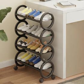 حامل أحذية مبتكر بعجلات لتخزين وتنظيم الأحذية بسهولة.